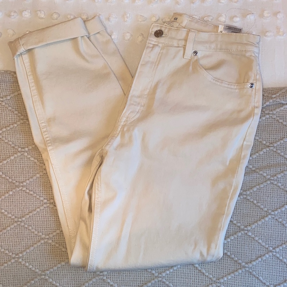 H&M Beige Straight Mom Fit jeans